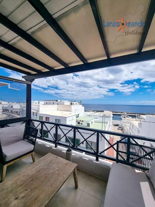 The Blue Cris-Tol Vv With Sea View Puerto del Carmen (Lanzarote) Exterior foto