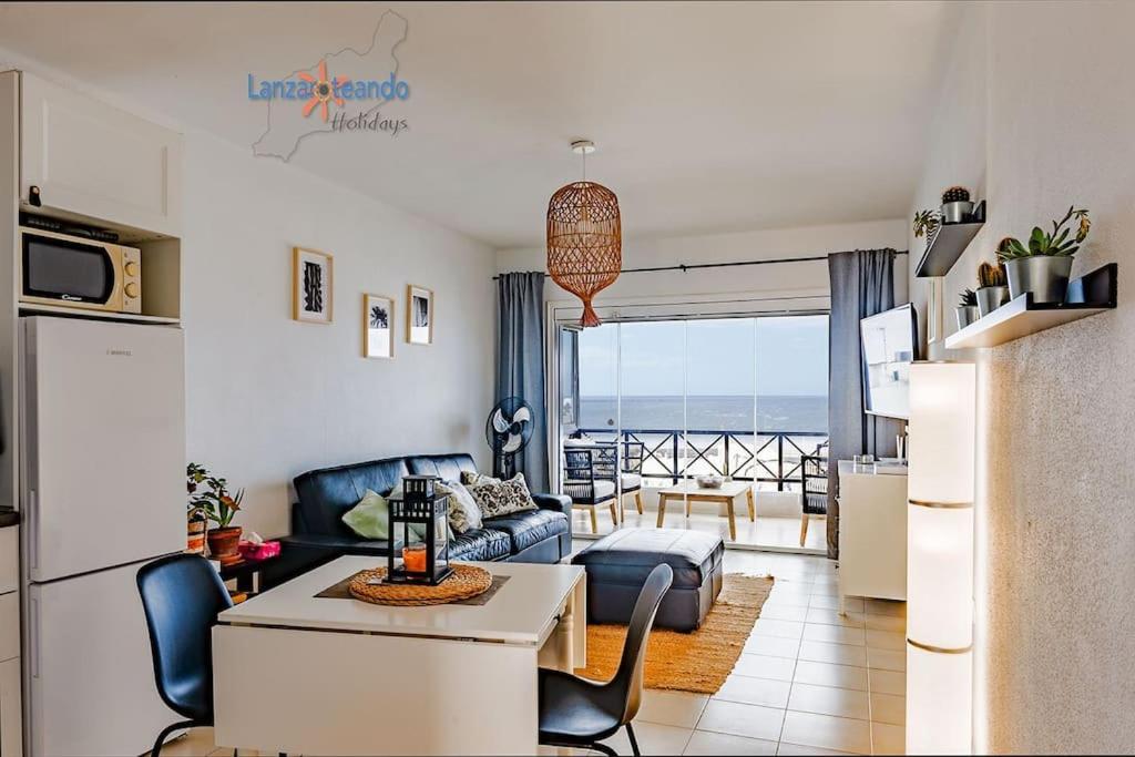 The Blue Cris-Tol Vv With Sea View Puerto del Carmen (Lanzarote) Exterior foto